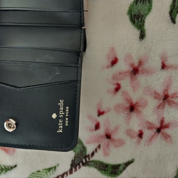 Kate Spade Disney Minnie Mouse Wallet - Picture 3 of 4